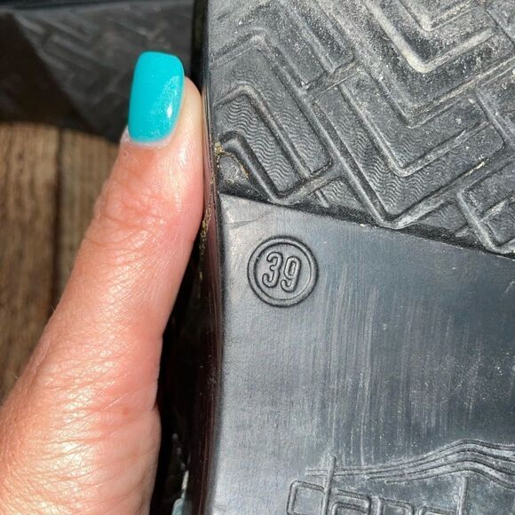 dansko nursing clogs *damaged* - Picture 11 of 11